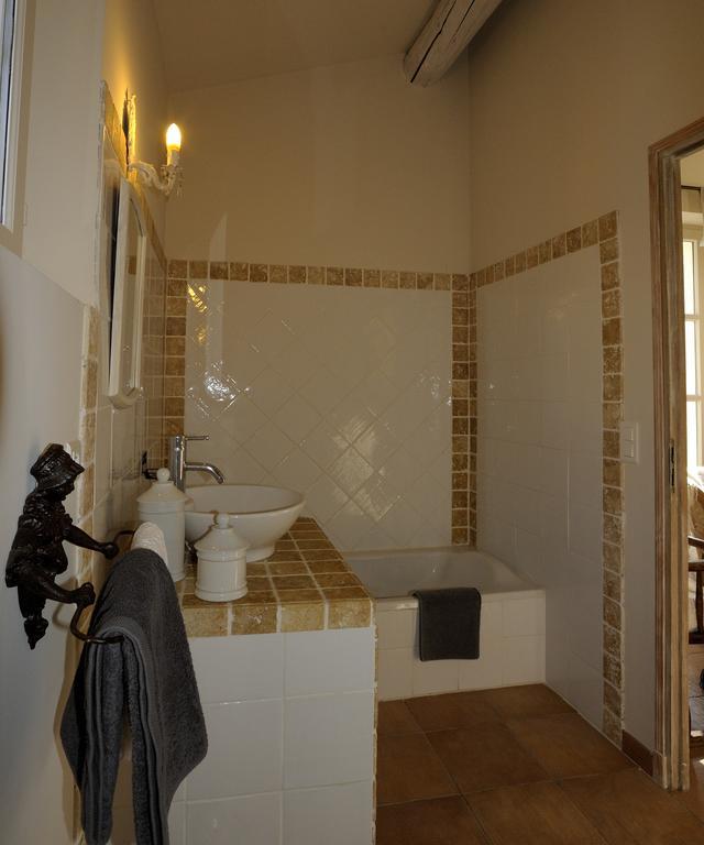 Mas De Lure Bed & Breakfast Salon-de-Provence Luaran gambar